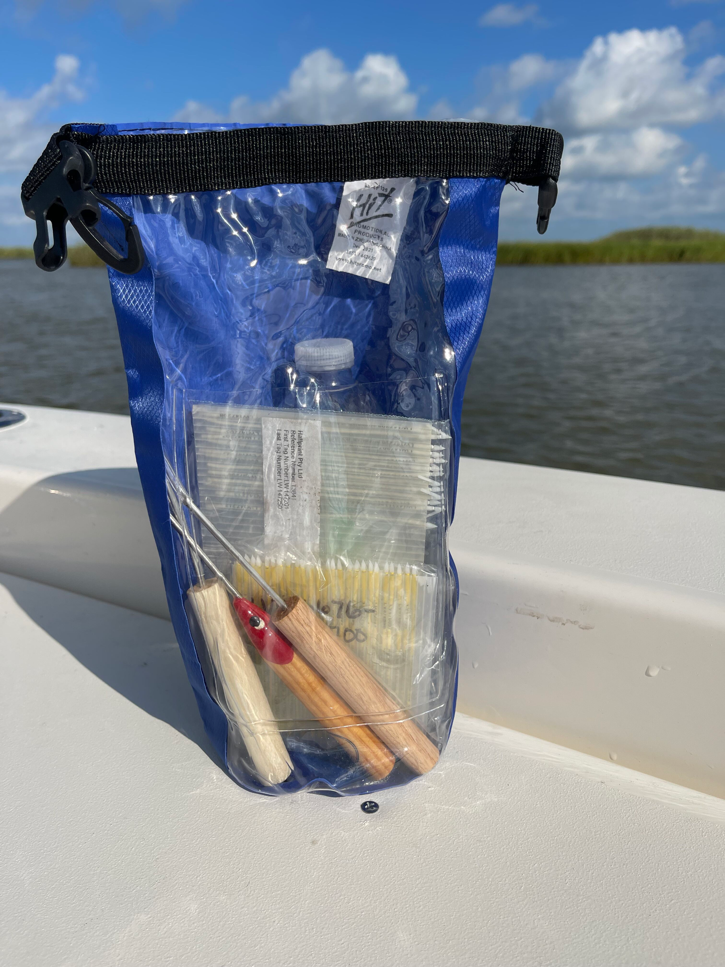 RFRI Touch Screen Dry Bag – 7” x 11.5"